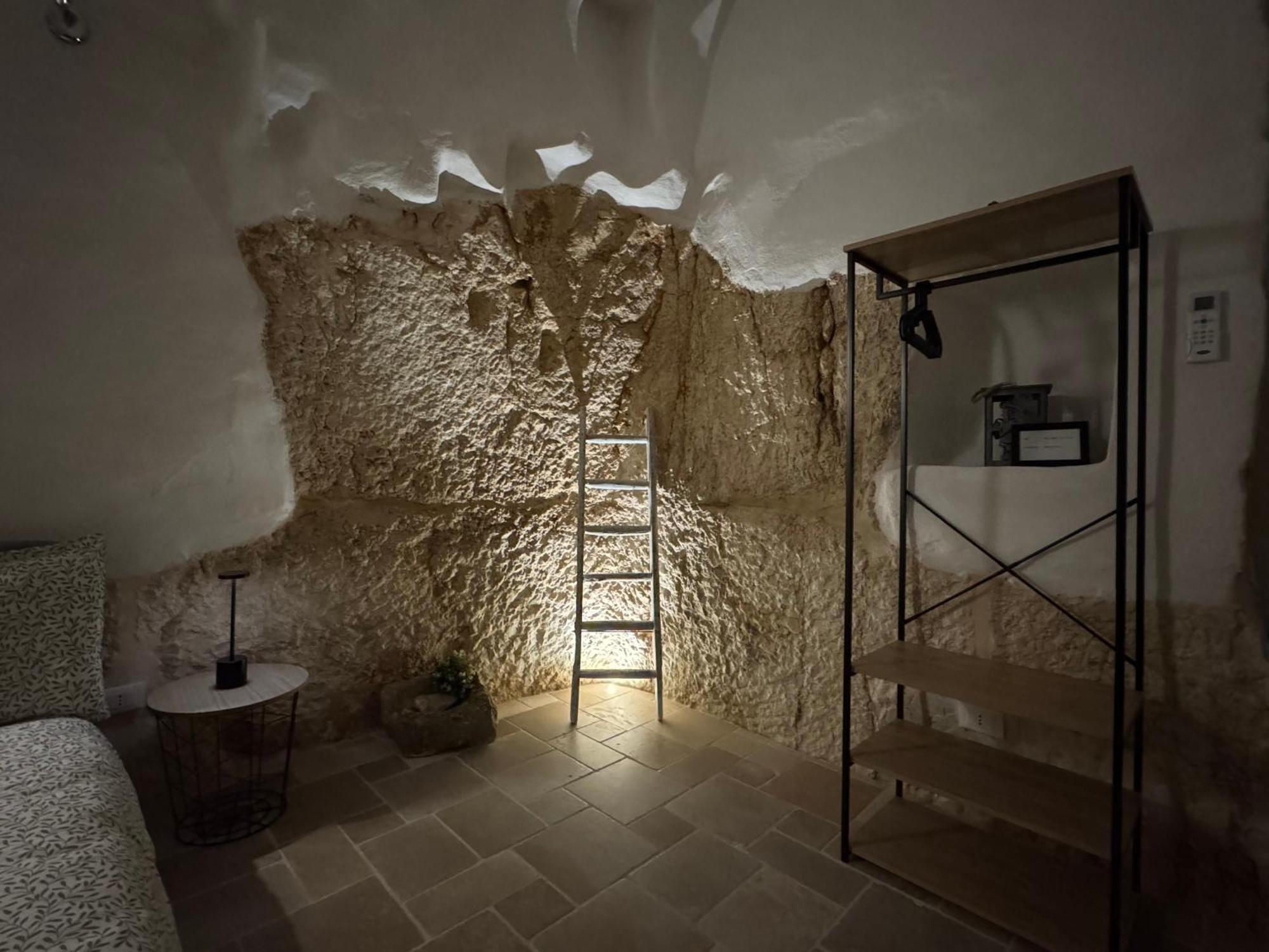Arquati Room Остуни Екстериор снимка