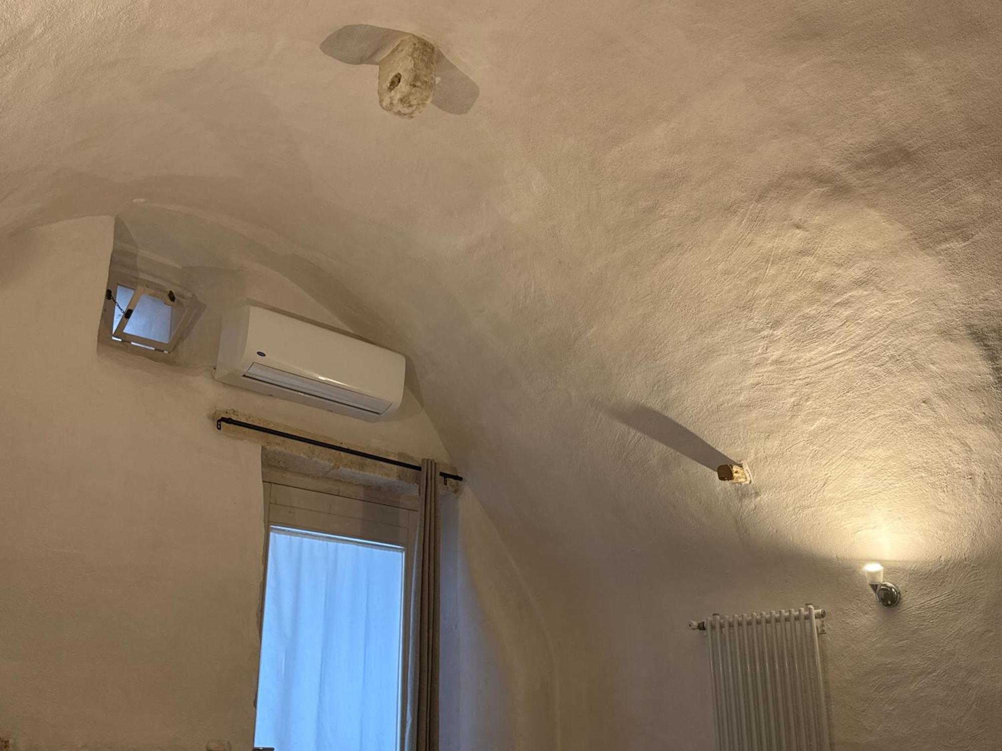 Arquati Room Остуни Екстериор снимка